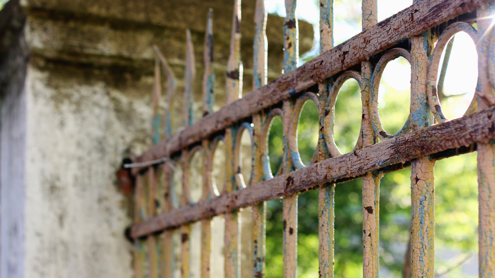 Painting Rusting Railings